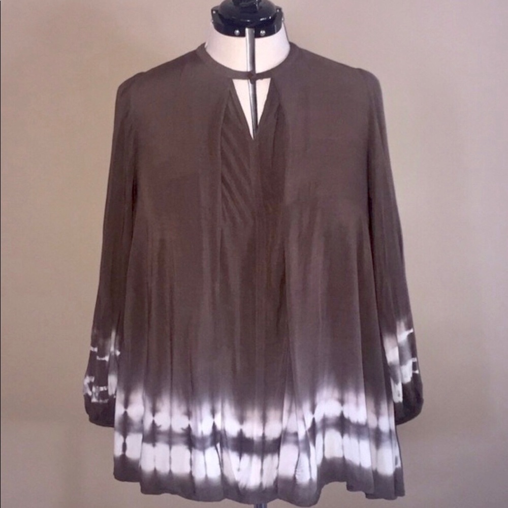 Long sleeve blouse